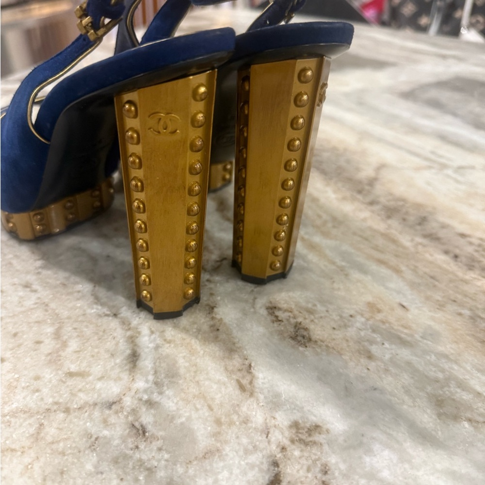 Authentic blue suede CHANEL Blue and Gold Studded Slingback Heels EUC - Picture 7 of 10